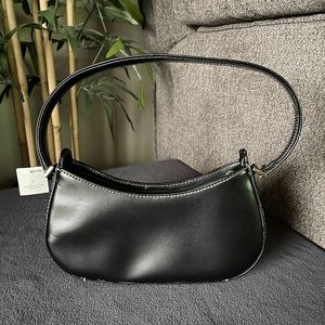 Liz Claiborne Shoulder bag
